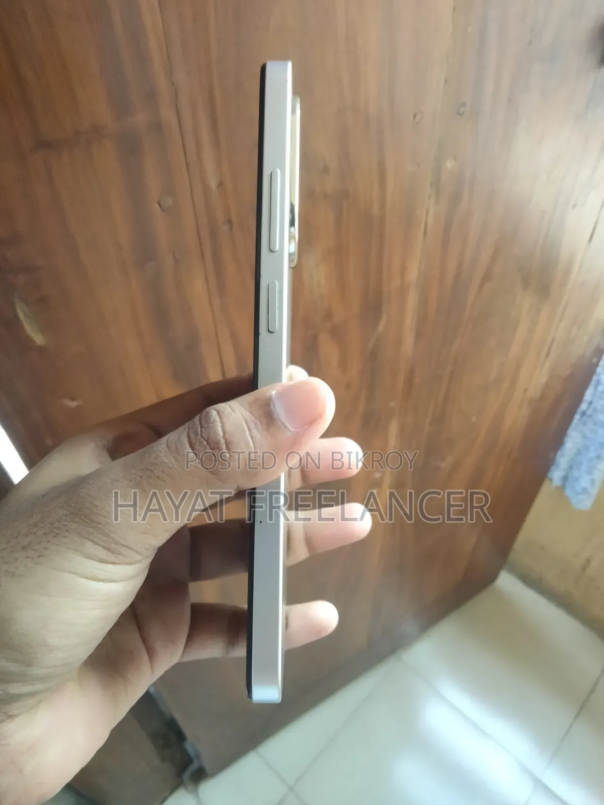  রেডমি এ ফাইভ বক সহ বিক্রি হবে 