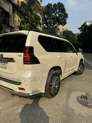 Toyota Land Cruiser Prado 2.7 2018 Pearl