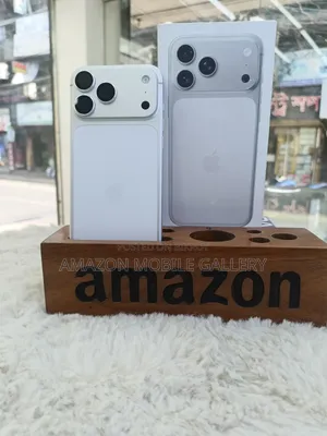 New Apple iPhone 17 Pro Max 256 GB White
