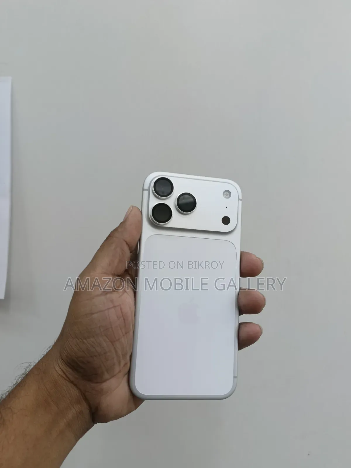 New Apple iPhone 17 Pro Max 256 GB White