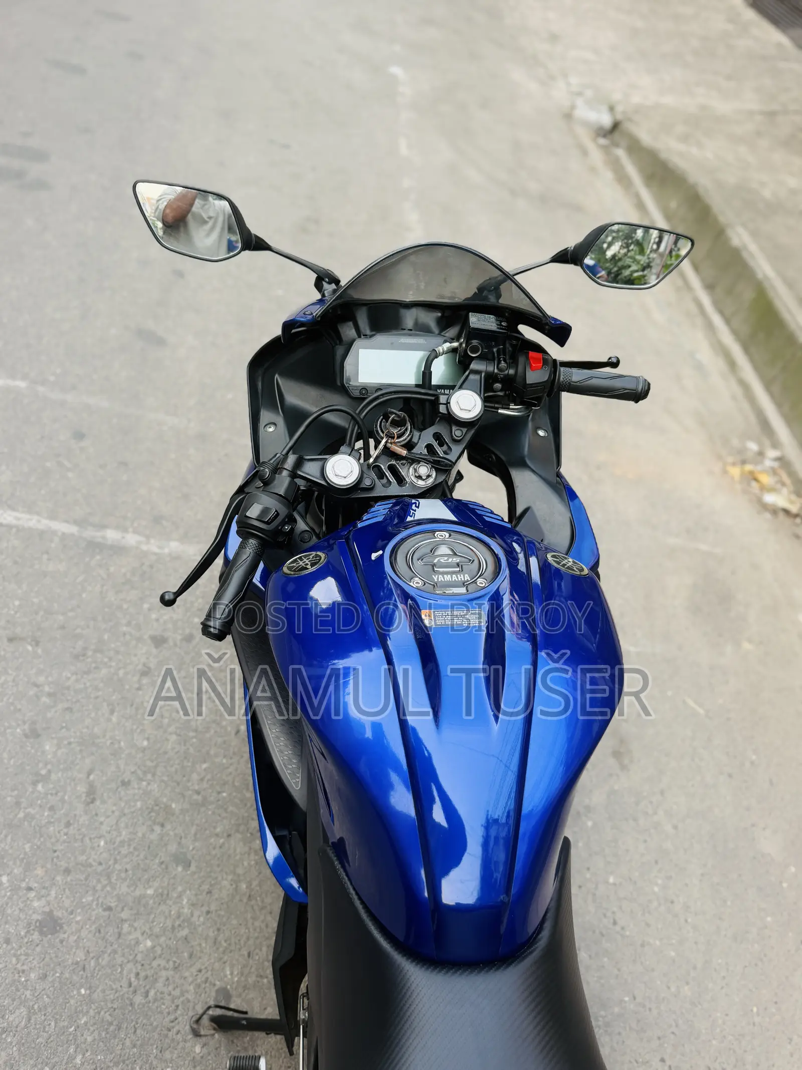 Yamaha R15 V3 2022 Blue