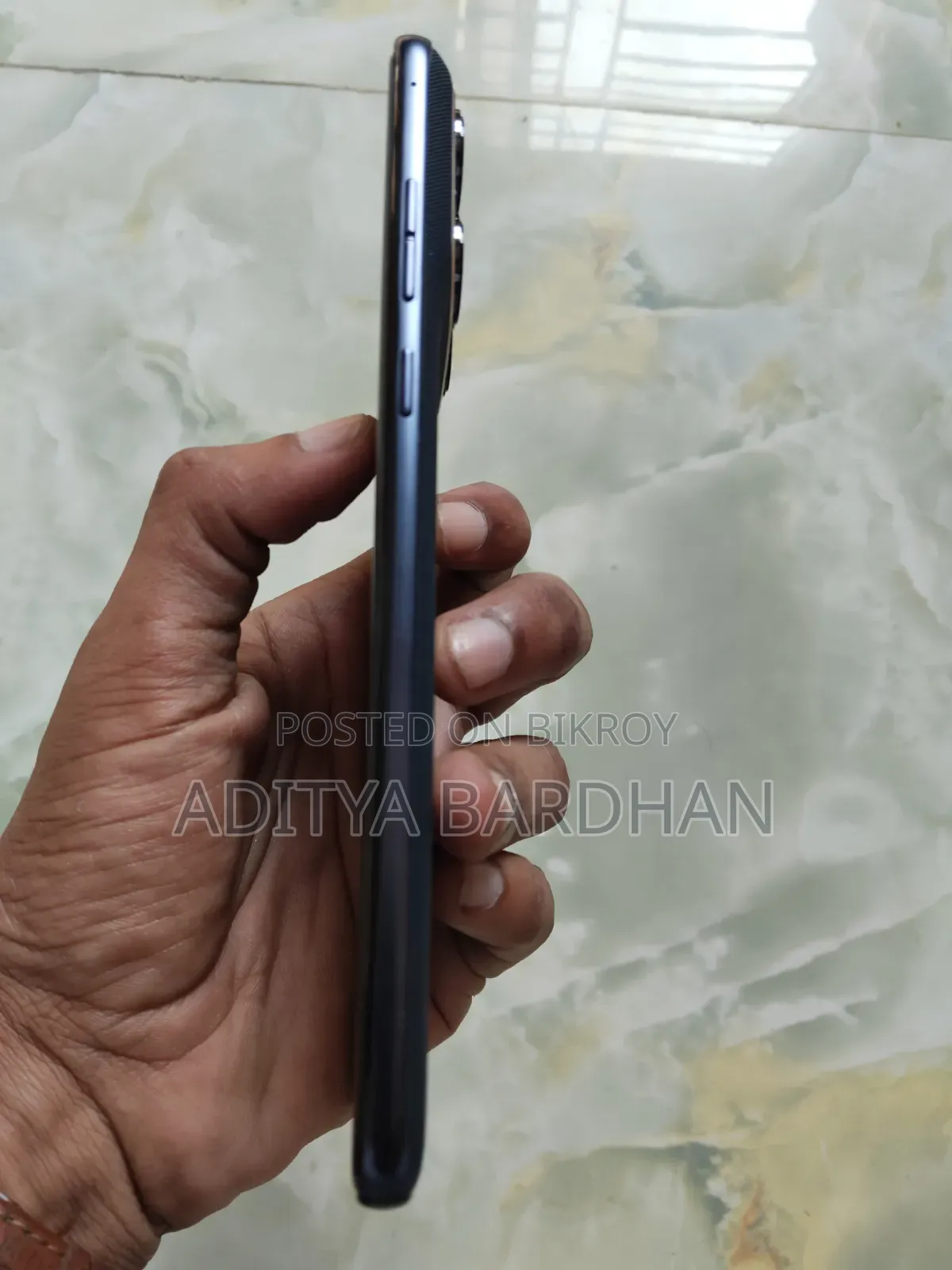 নিউ মোটোলোলা এজ ৭০ ফিউশন ১২৮ জিবি ব্ল্যাক