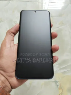 নিউ মোটোলোলা এজ ৭০ ফিউশন ১২৮ জিবি ব্ল্যাক