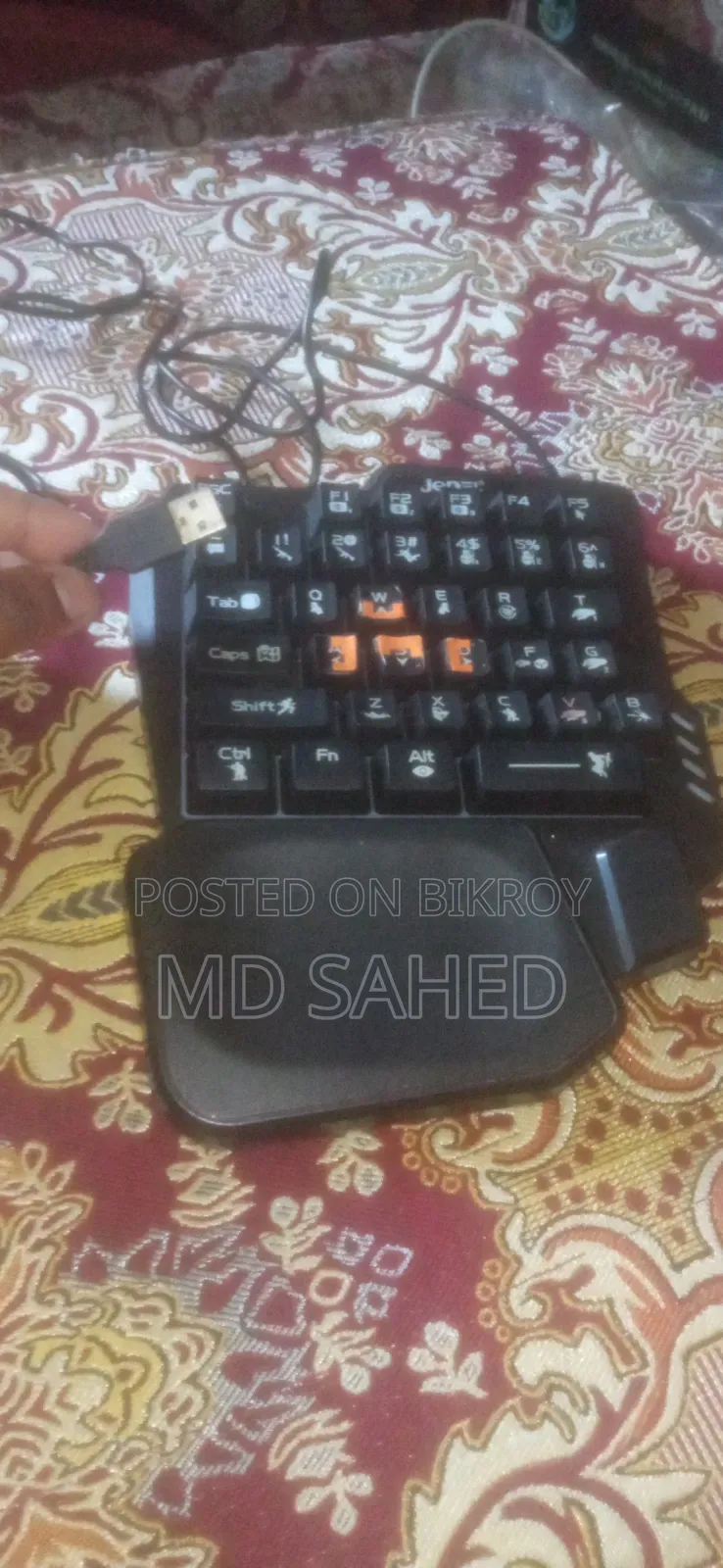 RGB Keyboard and RGB Mouse USB and Hub everything is there used for 5 months
