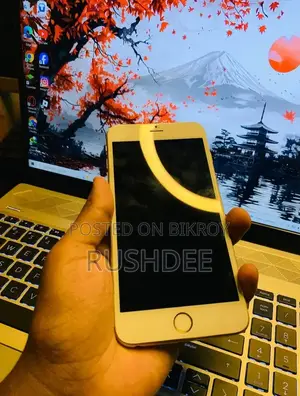 Apple iPhone 6s 64 GB Gold
