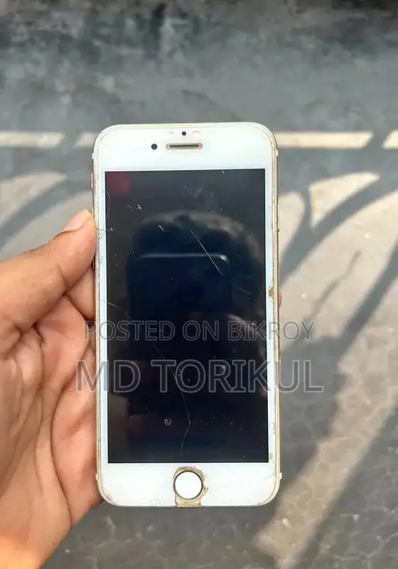 Apple iPhone 6 16 GB Gold