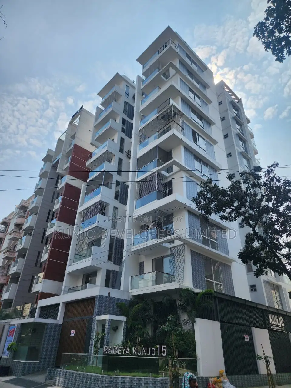 5-Bedroom Duplex in Rabeya Kunjo, Uttara for Sale