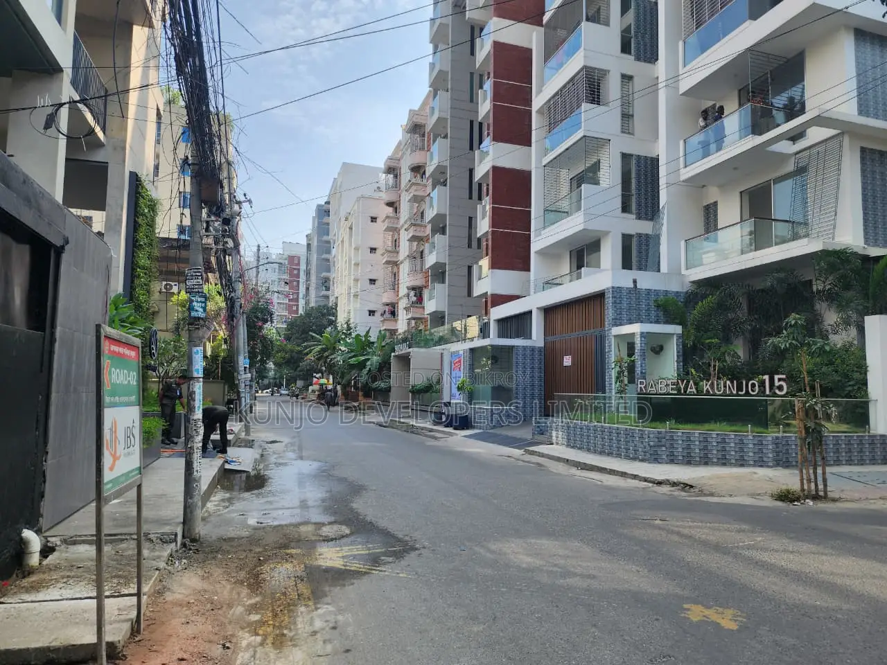 5-Bedroom Duplex in Rabeya Kunjo, Uttara for Sale