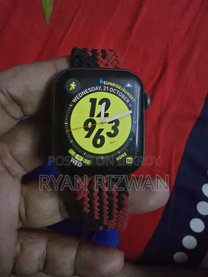 অ্যাপল ওয়াচ এস৬ ৪৪মিমি