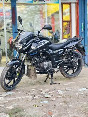 বাজাজ পালসার ১৫০ ২০১৪ কালো