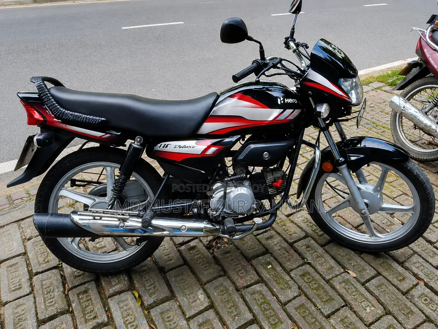 Hero HF Deluxe 2022 Black
