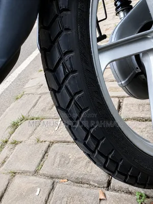 Hero HF Deluxe 2022 Black