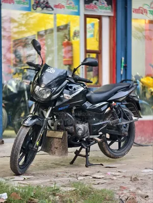 বাজাজ পালসার ১৫০ ২০১৪ কালো
