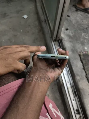 শাওমি রেডমি নোট ১৪ প্রো ৫জি ২৫৬ জিবি হোয়াইট