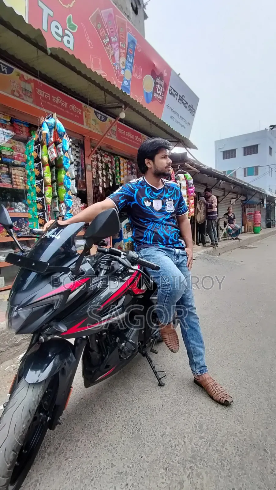 নিউ বাজাজ পালসার এন২৫০ ২০২৫ অরেঞ্জ