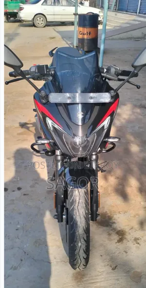 নিউ বাজাজ পালসার এন২৫০ ২০২৫ অরেঞ্জ