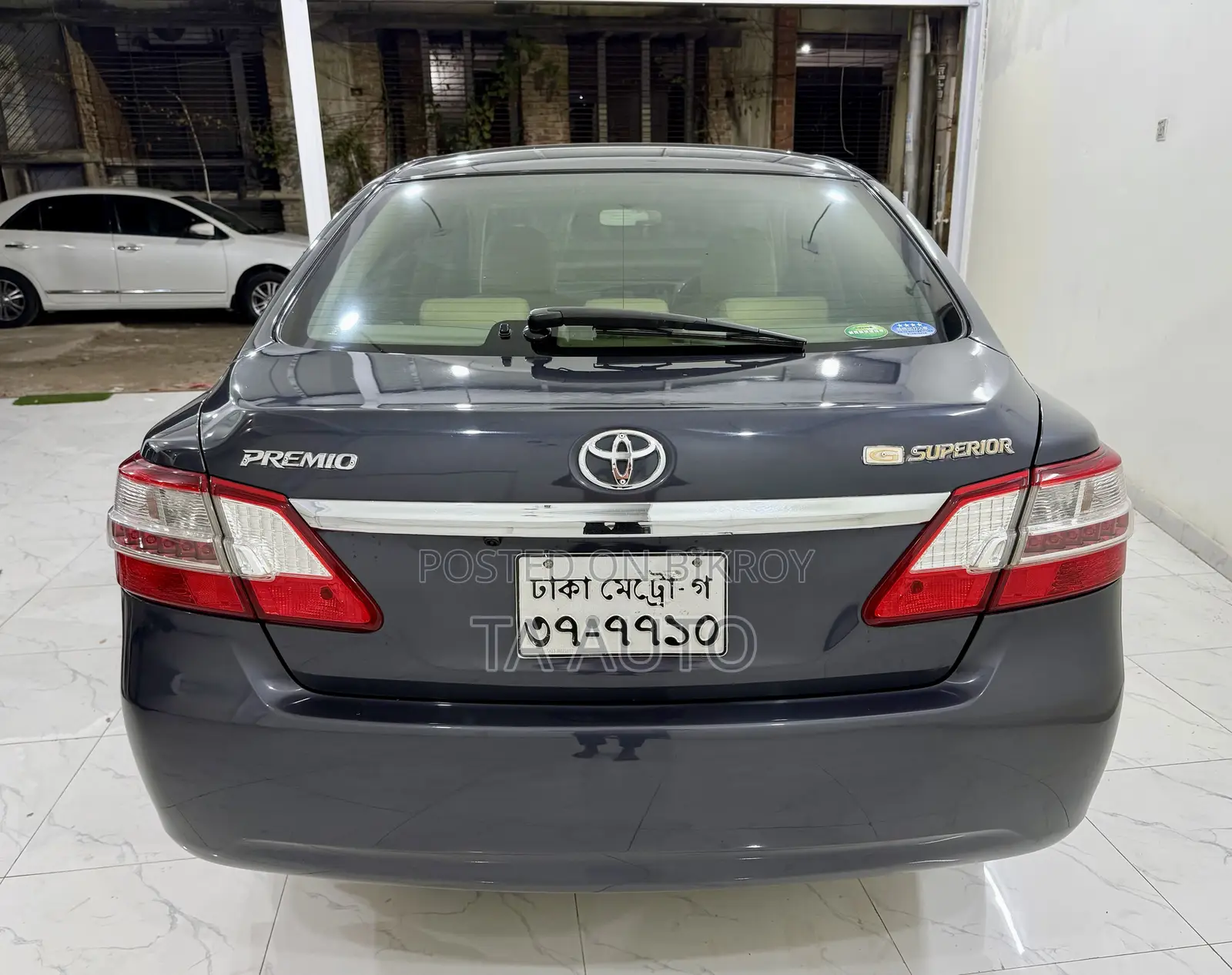 Toyota Premio 2014 Gray