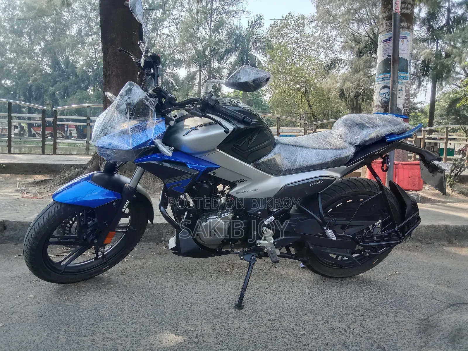 Hero Xtreme 125R 2025 Black