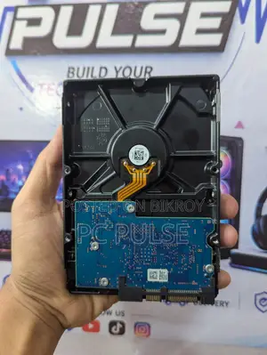 Toshiba P300 ৩.৫ ইঞ্চি ডেস্কটপ - ৫০০জিবি / ১টিবি ৭২০০ আরপিএম, এইচডিডি