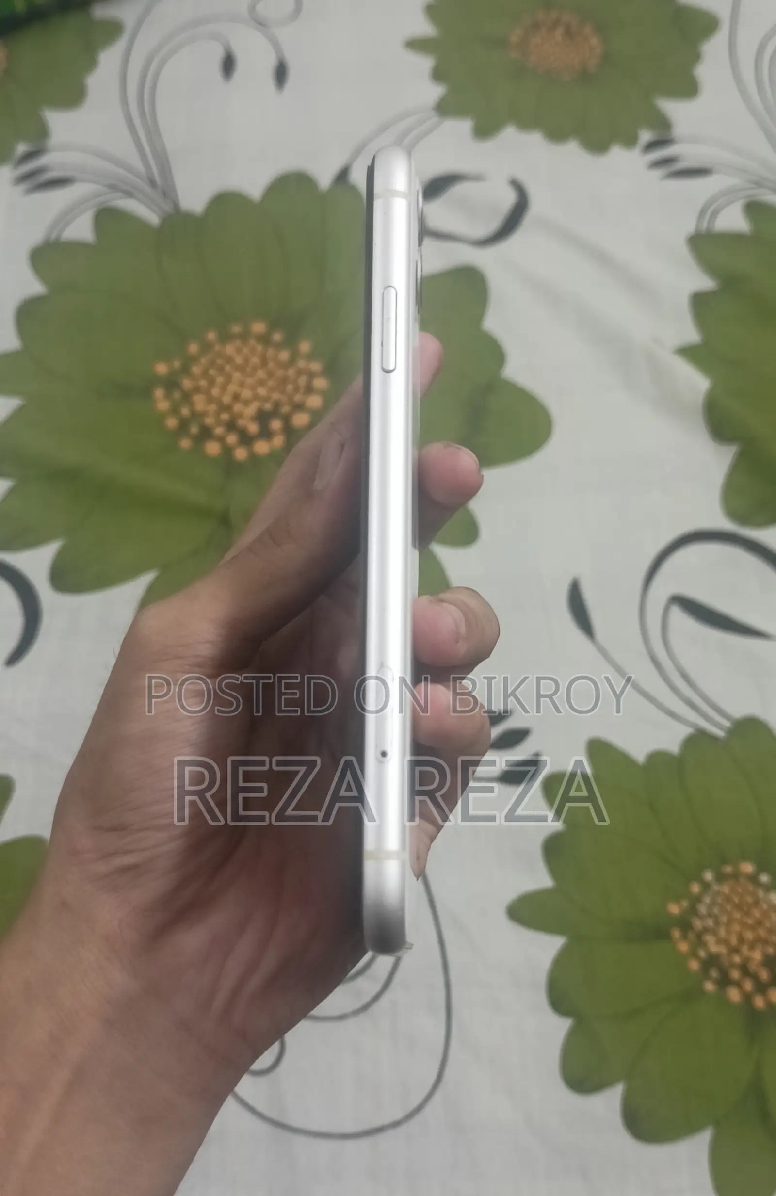 Apple iPhone 11 64 GB White