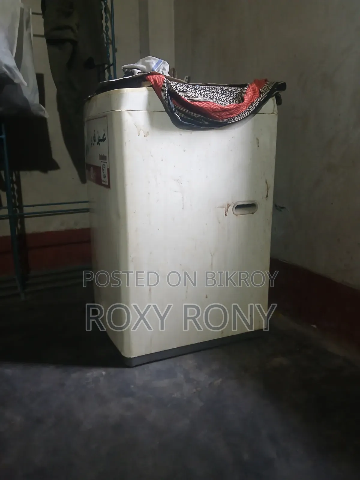 Washing machine in full fresh condition. Brand new brought from Dubai