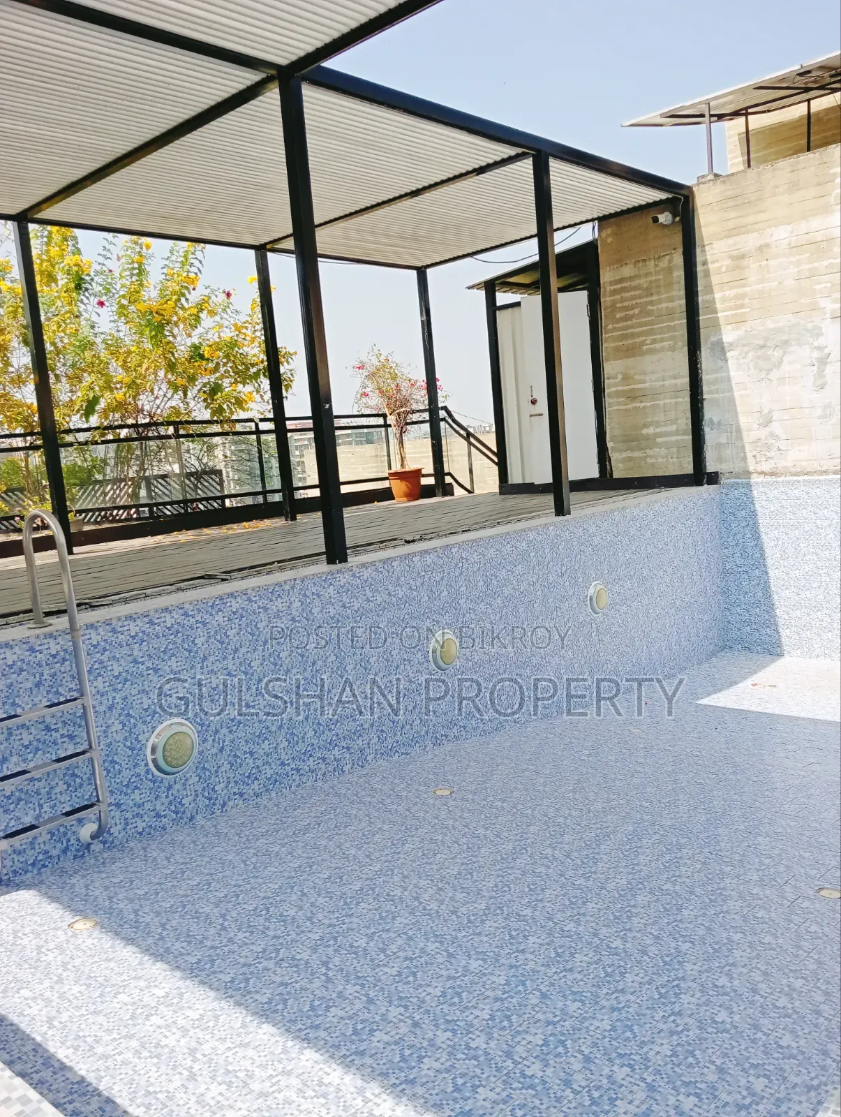 Furnished 4-Bedroom Apartment in Gulshan North for rent