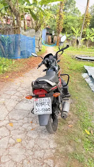 হোন্ডা ২০২৬ লাল