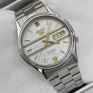 Vintage Seiko 5 Automatic 21 Jewels White Dial Men's Watch Japan