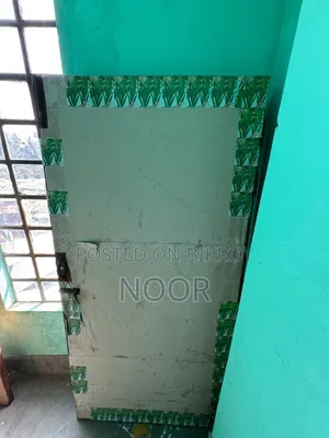 Selling 4 Mahogany Plywood Doors