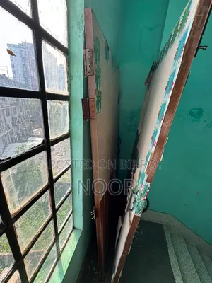 Selling 4 Mahogany Plywood Doors