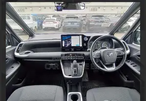 Toyota Noah 2022 Pearl
