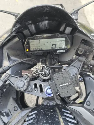 Yamaha R15 V3 2020 Black