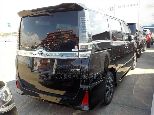 Toyota Voxy 2020 Black