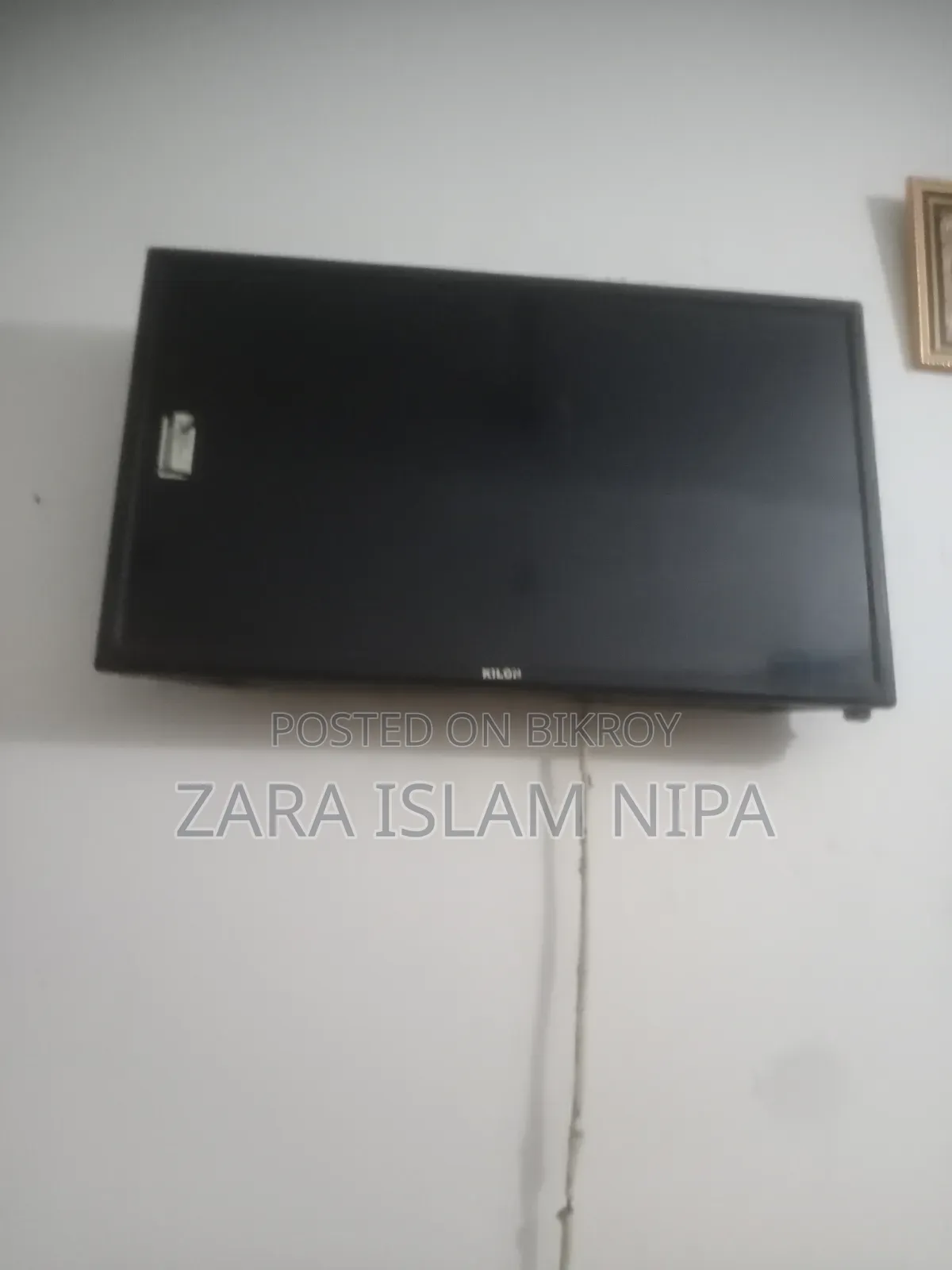32" Monitor for Sale