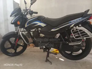 টিভিএস মেট্রো ২০১৬ ব্ল্যাক