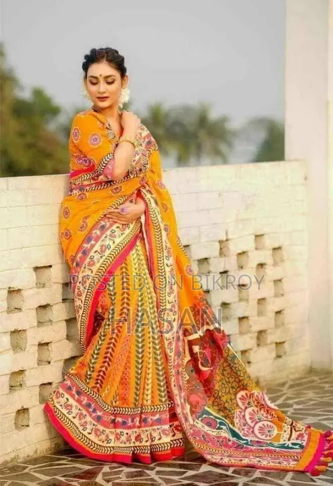 হাফ সিল্ক শাড়ি