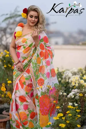 হাফ সিল্ক শাড়ি