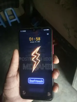 Vivo Y11 32 GB Red