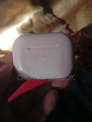 ভাল ইয়ারপডস