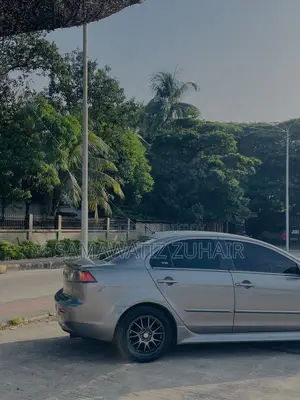মিতসুবিশি ল্যান্সার ২০১৬ গ্রে