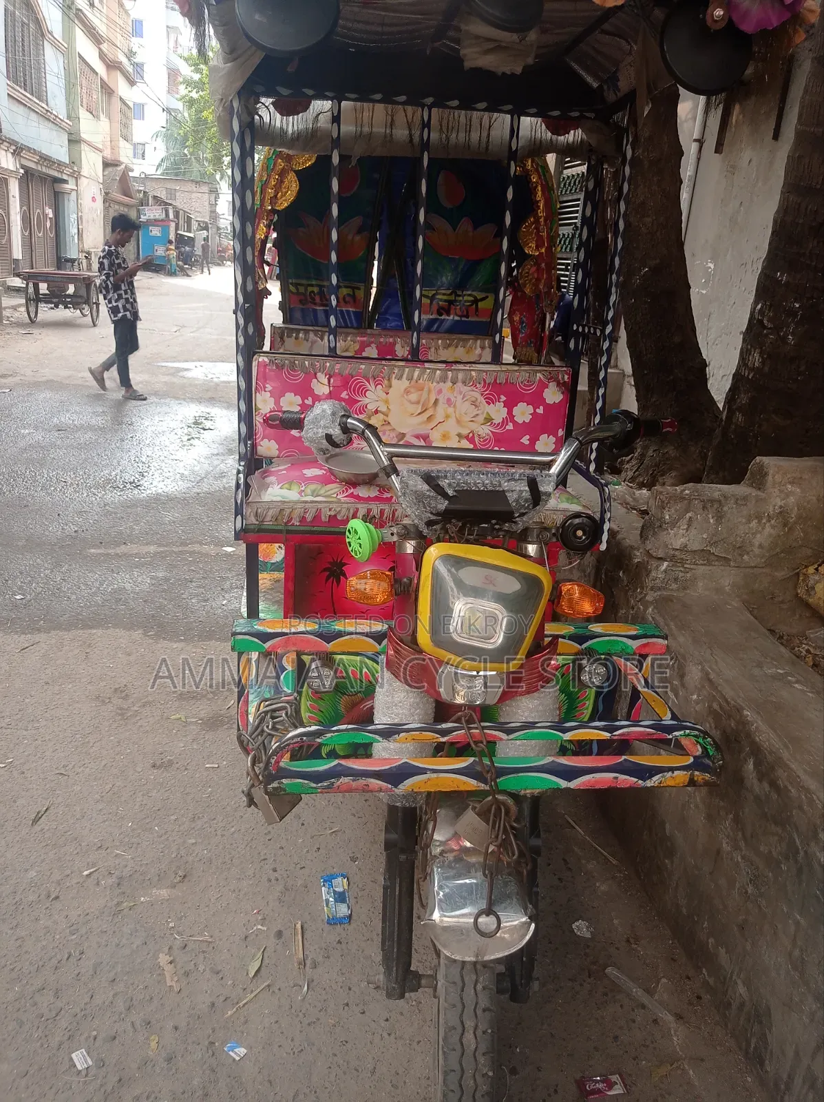 ব্যাটারি কার ২০২৬ লাল
