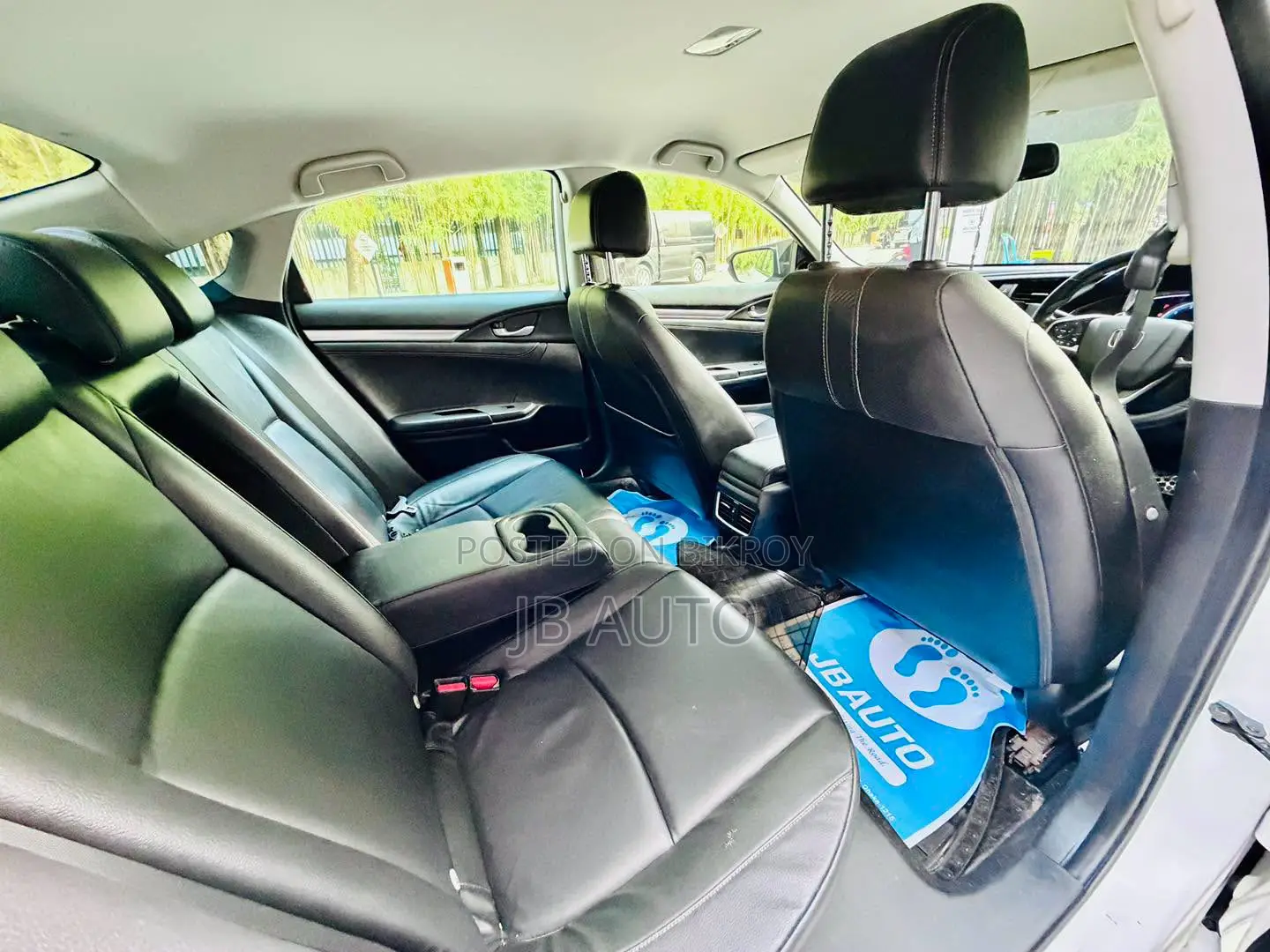 Honda Civic 2018 Pearl