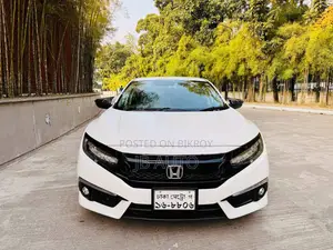 Honda Civic 2018 Pearl