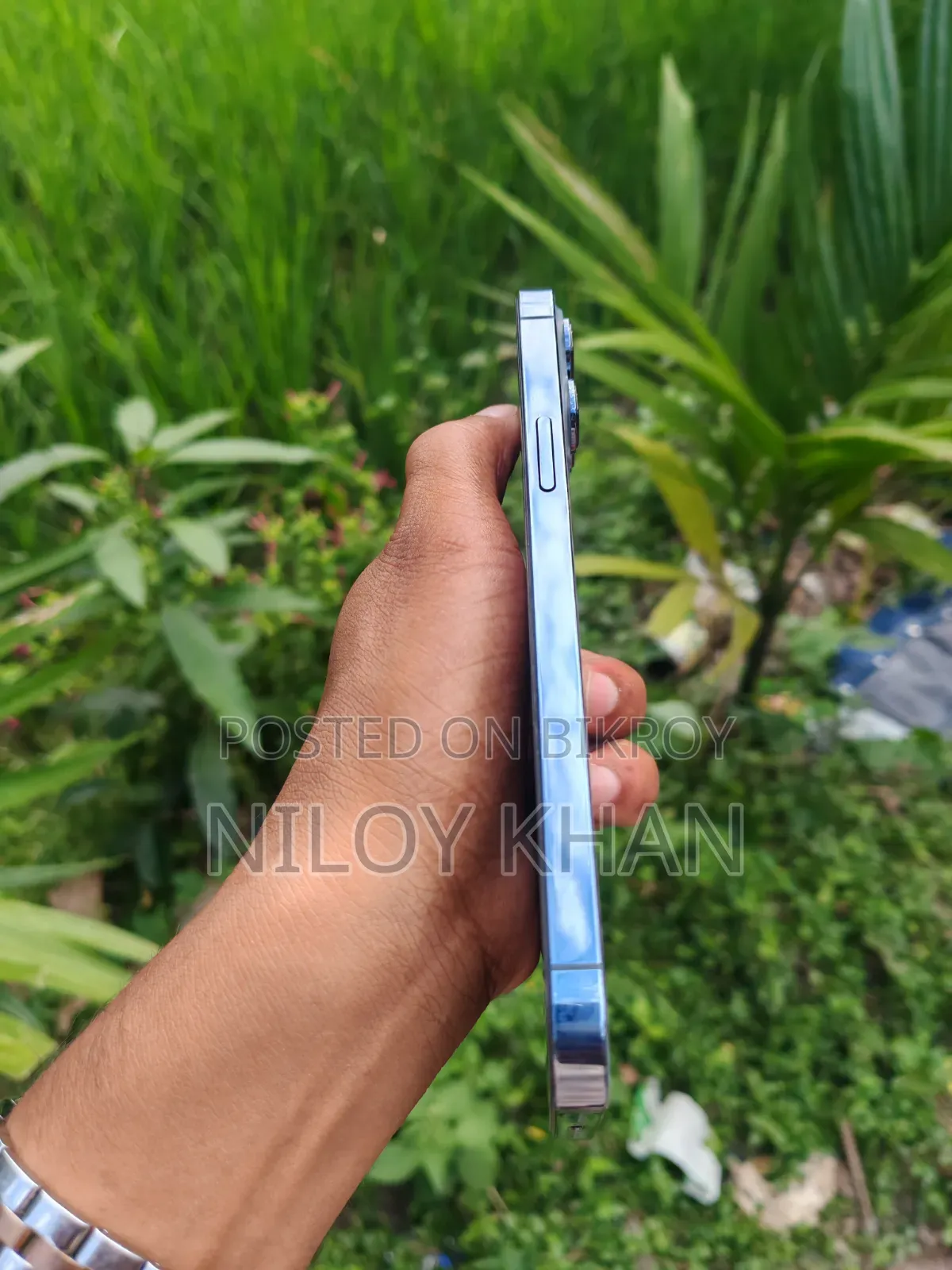 অ্যাপল আইফোন ১৩ প্রো ম্যাক্স ১২৮ জিবি নীল