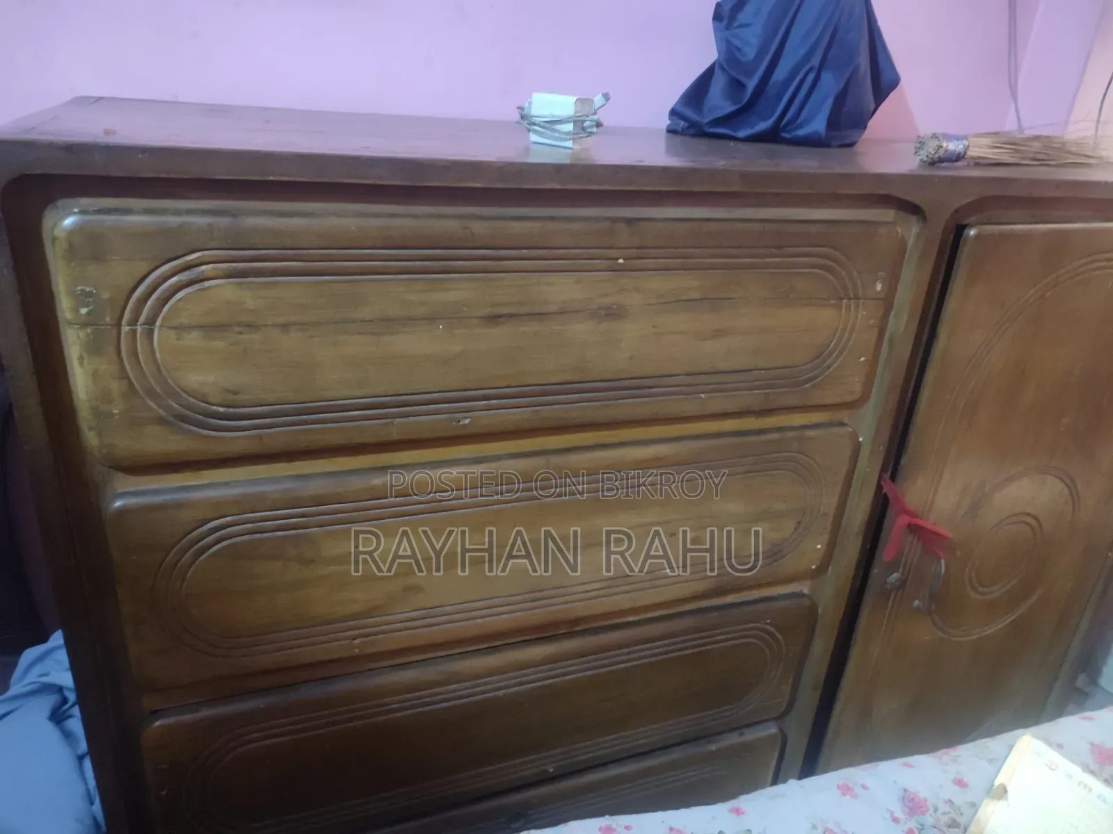 ওয়ার্ডরোব সেগুন কাঠ