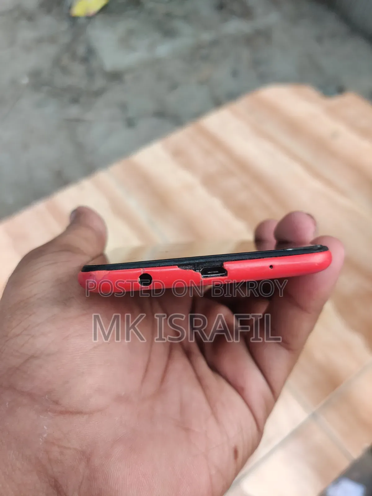 Samsung A10 32 GB Red