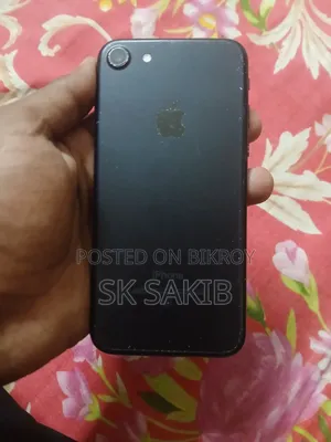 অ্যাপল আইফোন ৭ ৩২ জিবি ব্ল্যাক