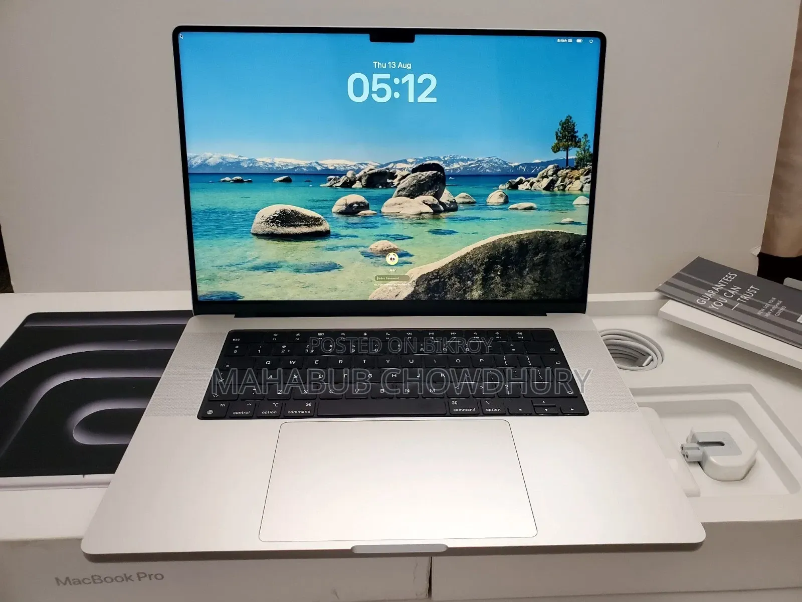 Laptop Apple MacBook 64GB SSD 4TB