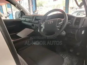 Toyota HiAce 2023 White
