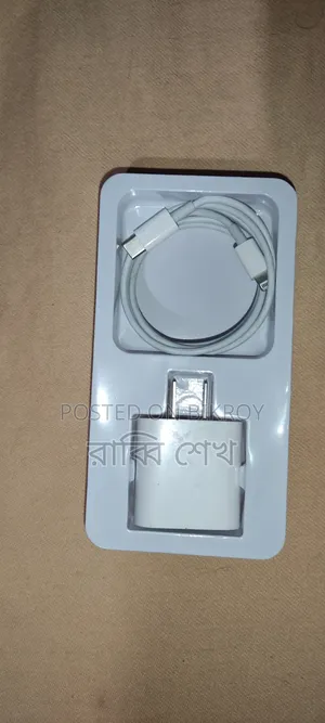চারজার I Phone 14 Poro Max